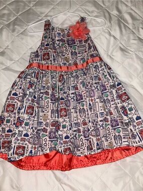 Dress size 4t
